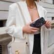 Burga Husa Dual Layer Rose Gold Marble iPhone 16
