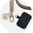 Guess Curea Crossbody Pentru Telefoane Popruh PU 4G Chain & Charm Auriu, Lungime 150cm